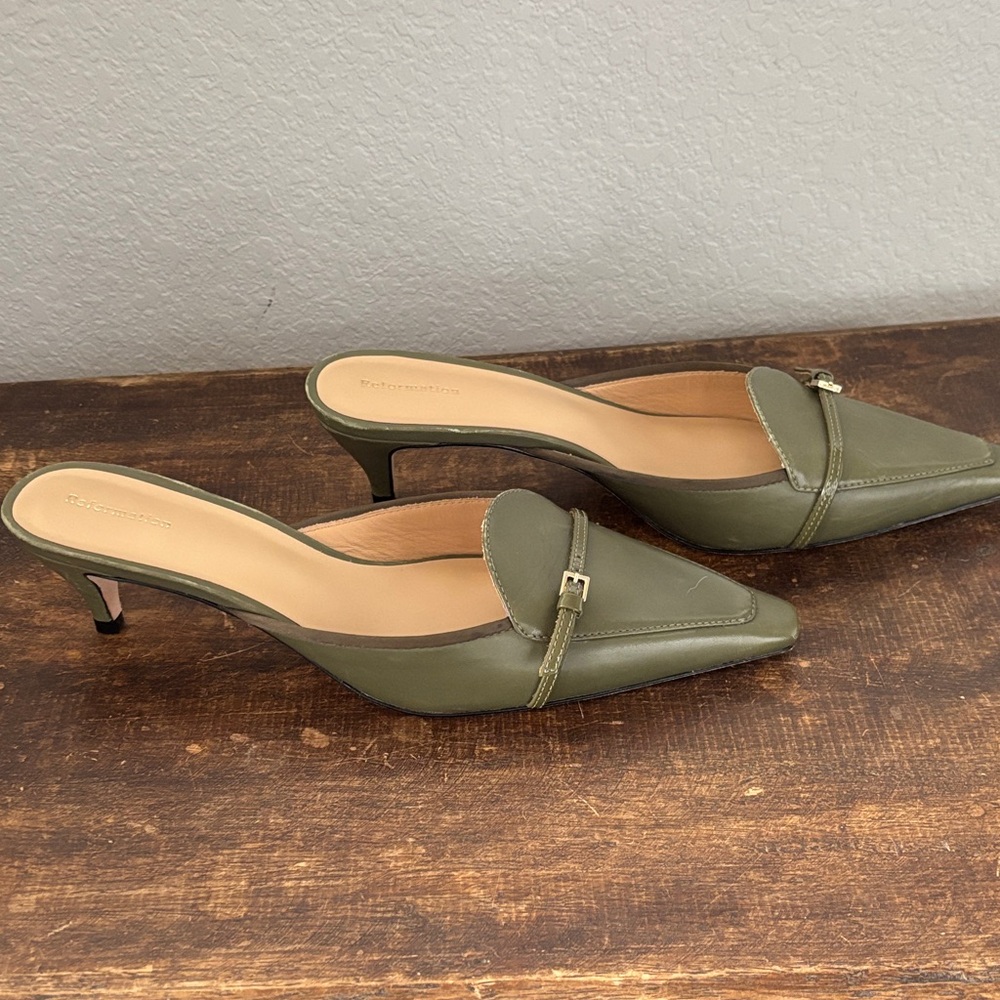 Reformation Sage Green Pointed Mules - Picture 4 of 6